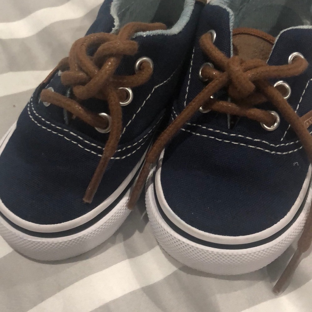 Vans bundle - Picture 7 of 7